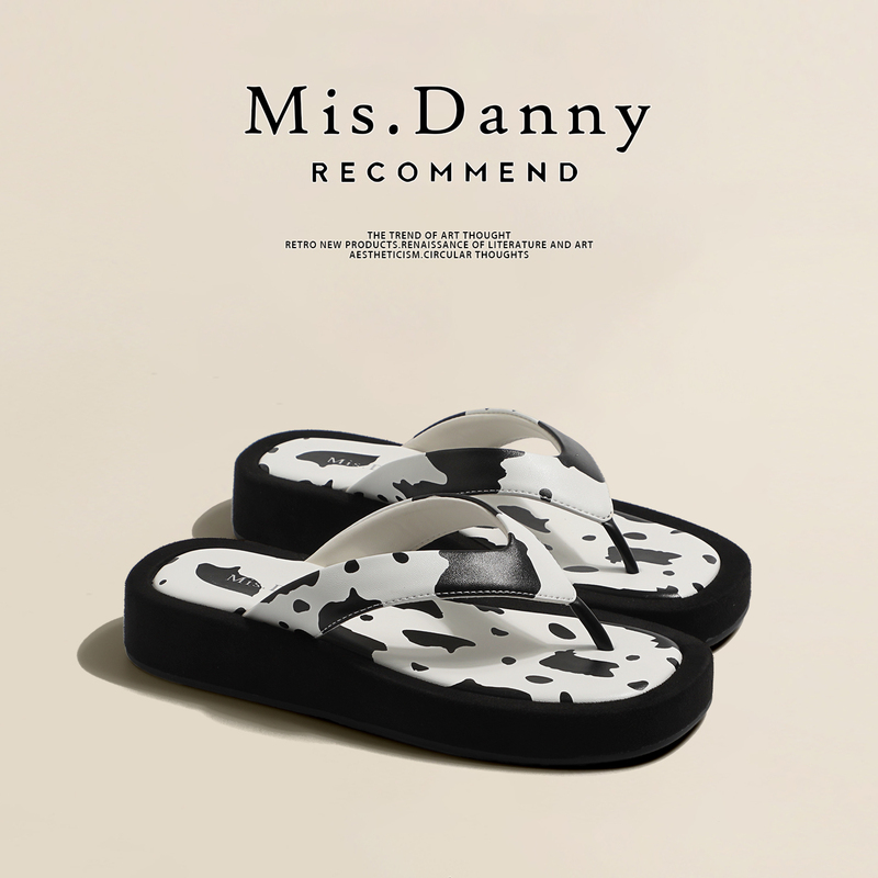 Misdanny Super Stylish Outdoor Slippers for Women, Summer 2026 New Model, Beach Vacation Style, Lightweight Flip-Flops