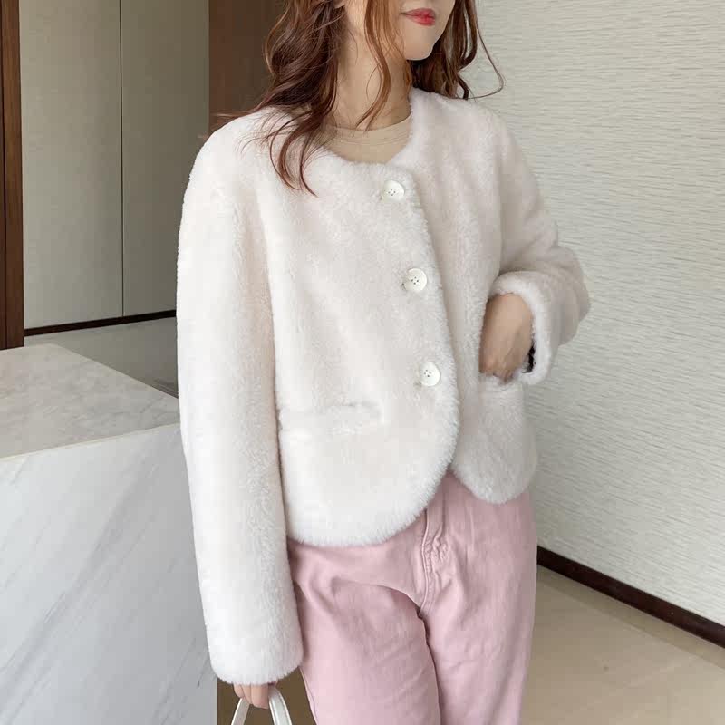 Huayang Sweetheart 2022 new lamb wool coat women's fur sheep shearling composite fur short coat winter