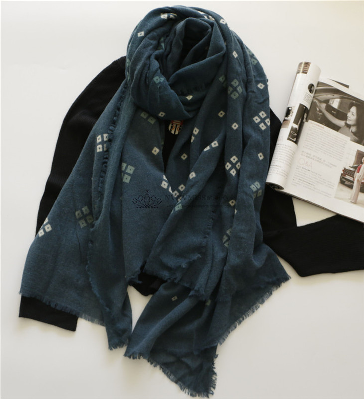 Trendy New Product, Extra-Large Size, Super Warm, Royal Blue Versatile Boiled Wool Scarf and Wool Shawl Dual-Use
