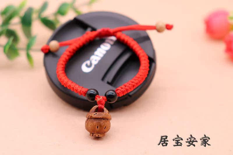 Đào hạt nhân giỏ đào đào xanh bé sơ sinh đan tay dây thừng màu đỏ đồ trang sức tự làm vòng tay vòng cartier