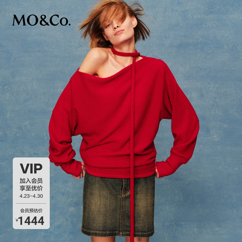 Moco Sweater with Scarf 2026 Spring New Product Sheep Wool Cashmere Blend Slanted Shoulder New Year Red Mbf1Swt036