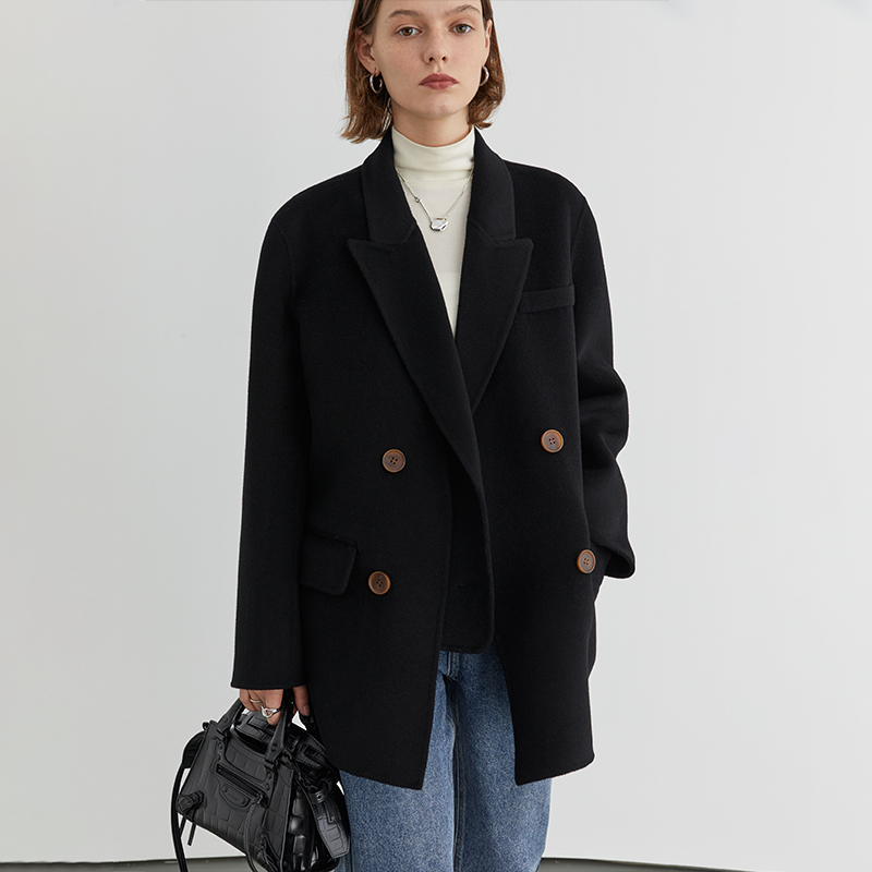 The Van Loo 2022 Winter's new bifacial, the suit collar temperament short and casual suit fur coats women