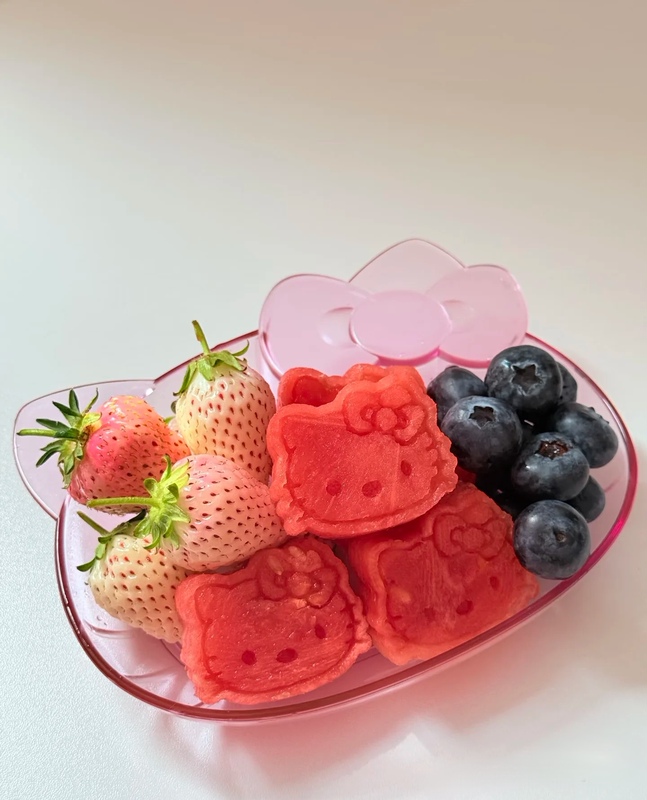 Xiaohongshu Same Style Hello Kitty Fruit Plate Dinner Plate for Outdoor Camping and Picnics, Cold Dish Plate
