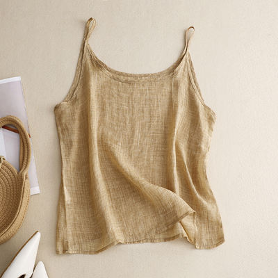 A retro cotton and linen mini halter top for women, a thin summer base layer that is loose and slimming. Pair it with a solid-colored top inside