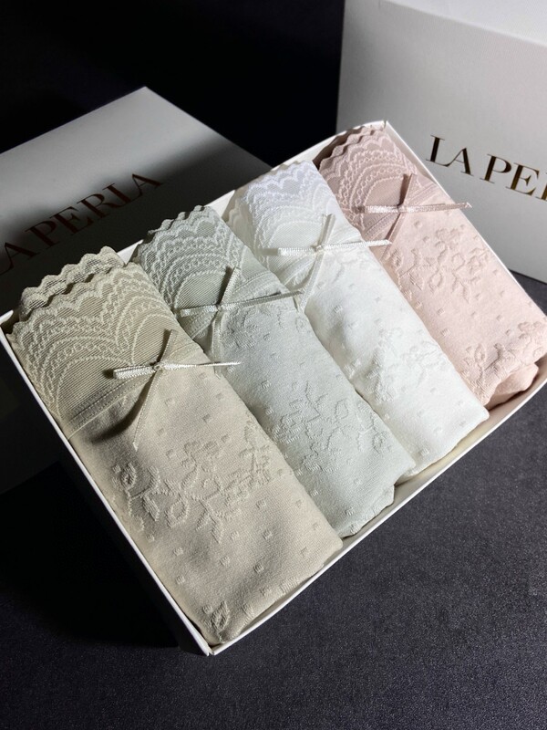 Spring and Summer New Mid-Waist Sexy Women's Solid Color Lightweight High-Elastic Soft Boxed Underwear, One Box of Four Pieces Jh