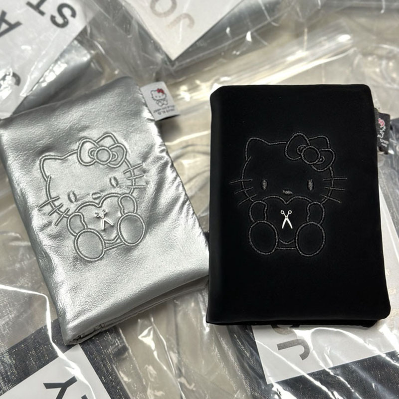 Korean Niche Kitty Card Holder 2026 New Silver Passport Holder Document Storage Bag Kt Cat Co-Branded Coin Purse