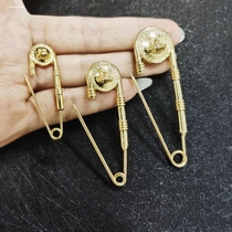 Baroque style Medusa portrait brooch jewelry European and American fashionable internet celebrity same style Medusa female thickened brooch