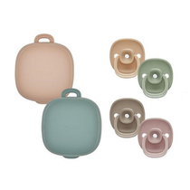 Food-grade silicone pacifier storage box teether storage box sterilizable box when going out anti-fall and durable