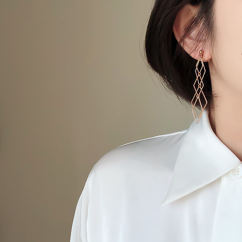 High-Sensed Mosquito Plate ear holder long ear-free retro-port skinny face for round face super-fair earrings