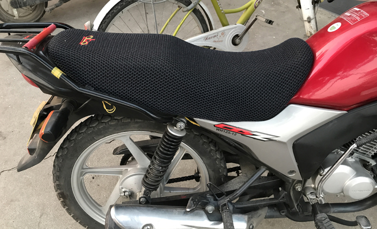 Bọc ghế xe máy Yamaha Tianjian YBR150Z mới 3D lưới chống nắng thoáng khí cách nhiệt bọc ghế - Đệm xe máy yên xe máy wave