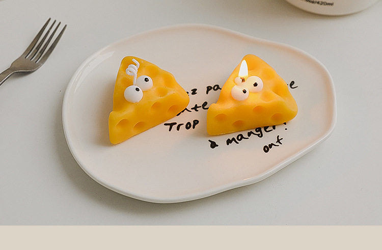 Сыр младший брат Candle_01.jpg