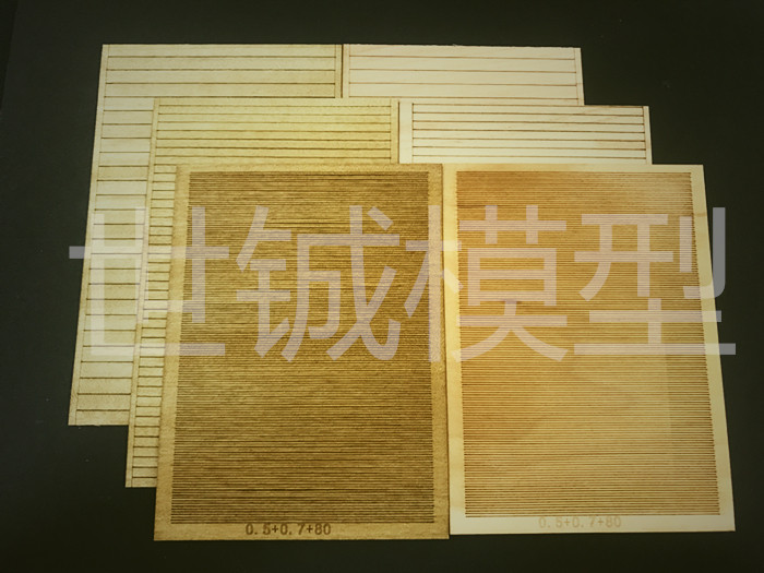 Solid wood sailboat assembly parts wooden sailboat paper mold mold warship deck wooden strip produced by Shicheng Model