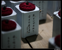 Jingdezhen hand-painted tea pot shadow green enamel square with lid He Guohua hand-written tea poetry personality Kuanglu bottom section