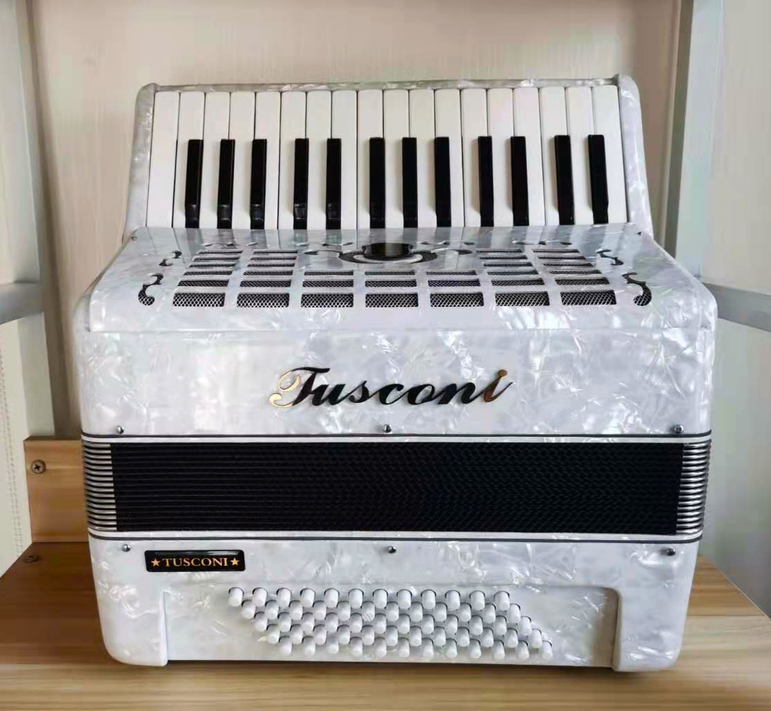Original Tuscany Tusconi new 30-key 60 bass accordion ultra-light portable professional playing piano
