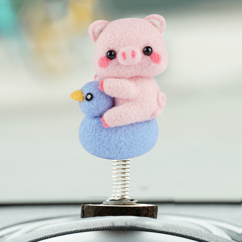 Wool felt wool felt DIY material bag hand-made pendant couple cartoon doll pig keychain for boyfriend