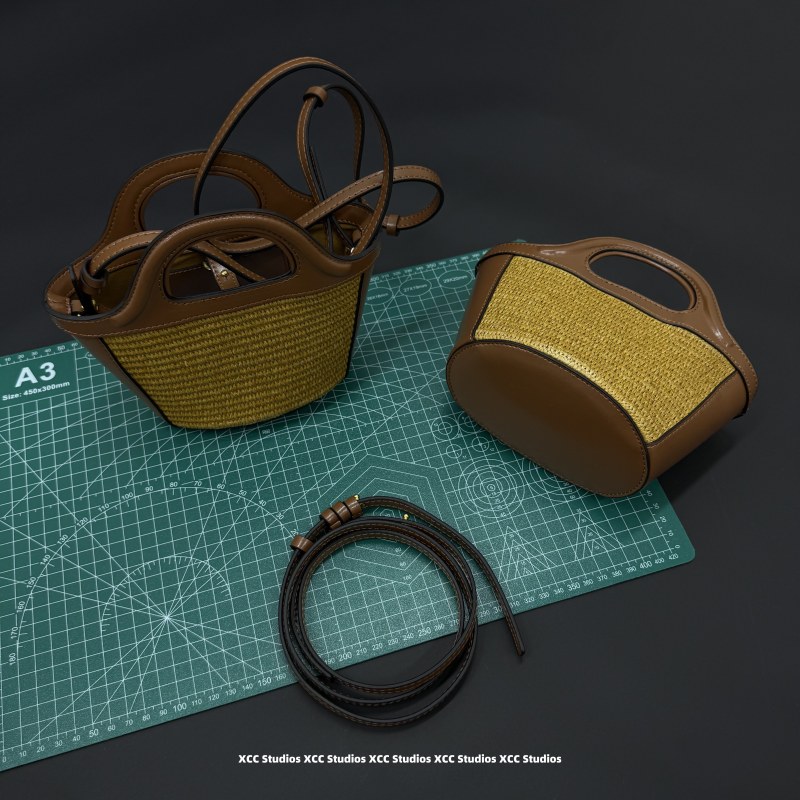 2025 New High-End Niche Non-Colliding Summer Women's Raffia Woven Vegetable Basket Bag with Skirt