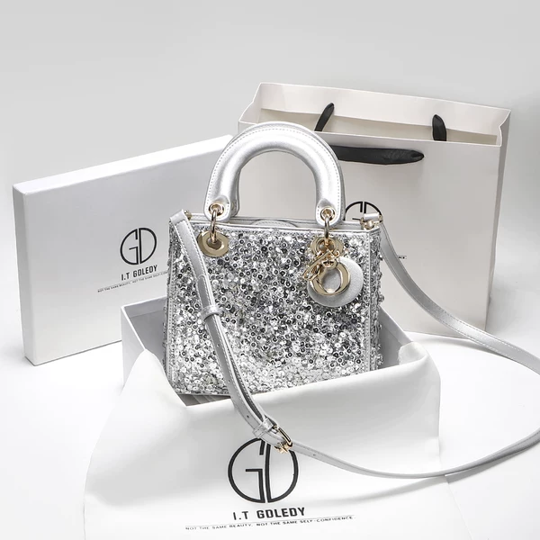 Товары от huang_lily