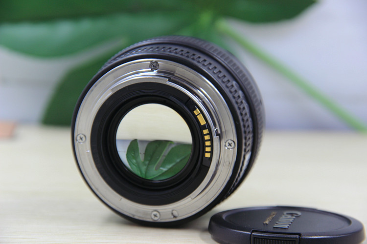 Ống kính DSLR cố định Canon / Canon EF 50mm F / 1.4 được sử dụng Canon 50mmf1.4