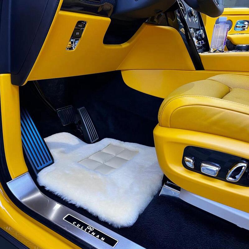Suitable for Rolls-Royce Cullinan Shining Phantom Sheep Sheared Floor Mats Australian Wool Original Carpet Suitable for Rolls-Royce Cullinan Shining Phantom Sheep Sheared Floor Mats Australian Wool Original Carpet