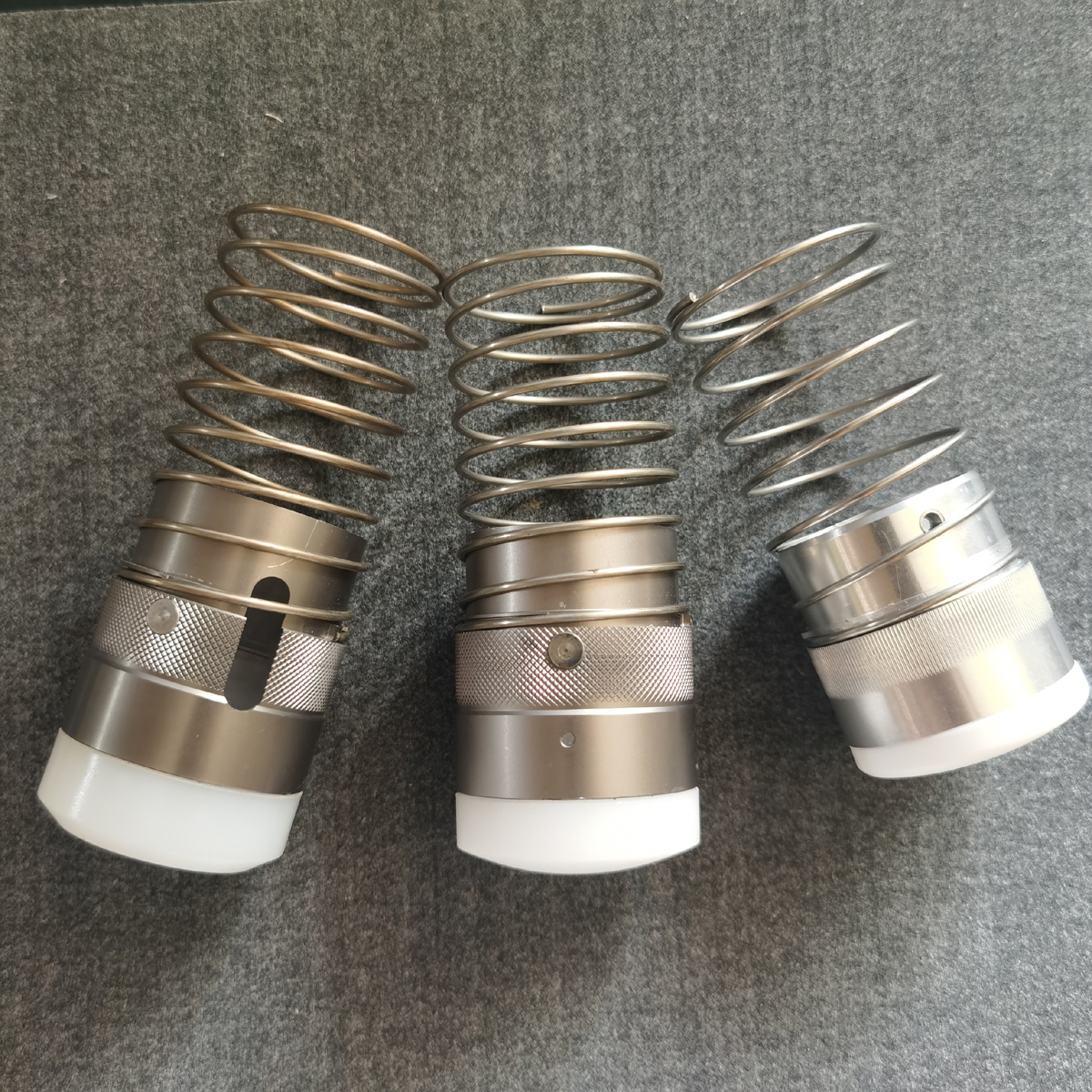 Aike knife cap Ruizhou presser foot spring pressure head vibrating knife knife vibrating knife cover shell pressure plate vibrating knife cap