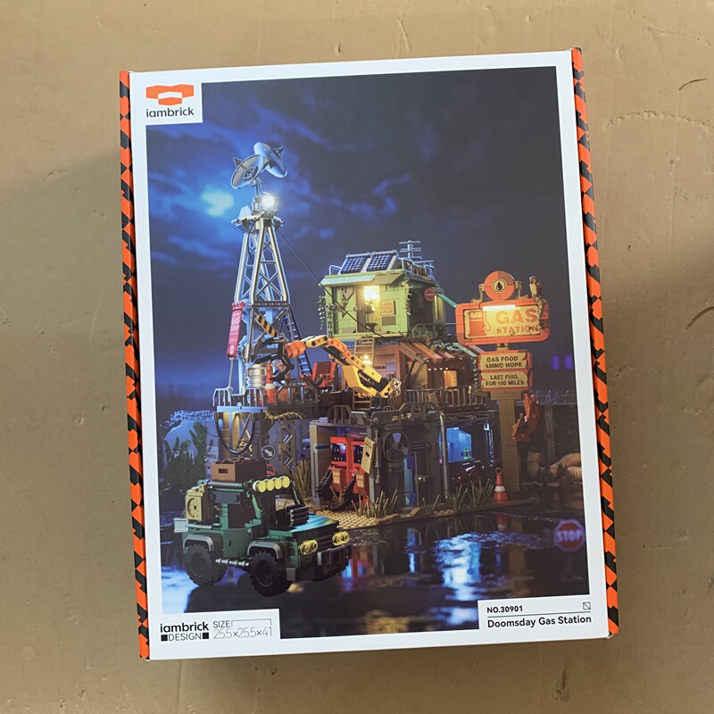 I Am a Brick 30901 Doomsday Gas Station Building Blocks 40cm High Cyberpunk Style Architecture Street Scene Model I Am a Brick 30901 Doomsday Gas Station Building Blocks 40cm High Cyberpunk Style Architecture Street Scene Model