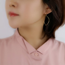Extremely minimalist Gentle Temperament Ear Clip 14k Baugold brevity No earbum No pain sensation 100 lap Earrings