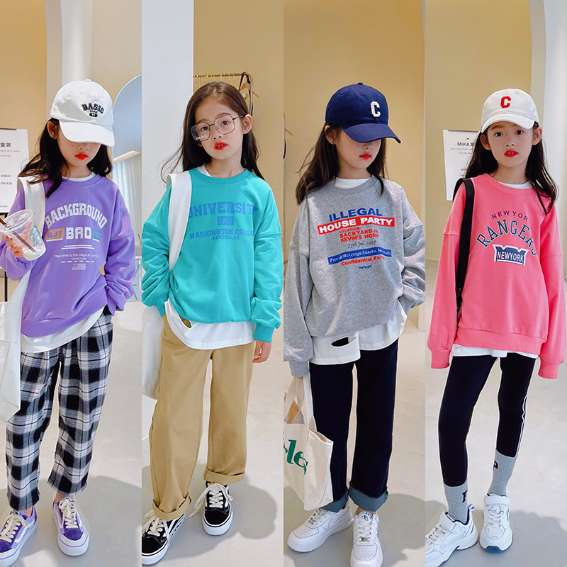 2021 early autumn new products medium and large boys and girls round neck retro simple Korean style alphabet pure cotton casual top multi-color into