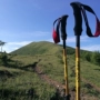 HWB Lingyue H3C + khóa carbon sợi carbon trekking ngoài trời leo núi ngoài trời cắm trại màu tím vàng vàng - Gậy / gậy gậy dò đường cho người mù	