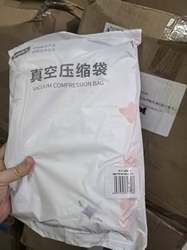 2 Size vacuum compression bags, no need to pump 2