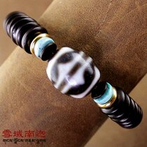 Tibet natural chalcedony old mine high purity Daluo tiger teeth Tianzhu send Hubei natural turquoise coconut shell hand string