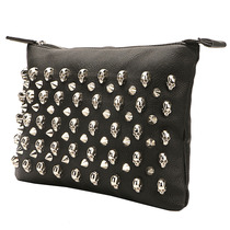 Cross-border Exploits Golf Handbag Skull Skull Head Metal Rivet Multifunction Kit 28 * 20 5CM