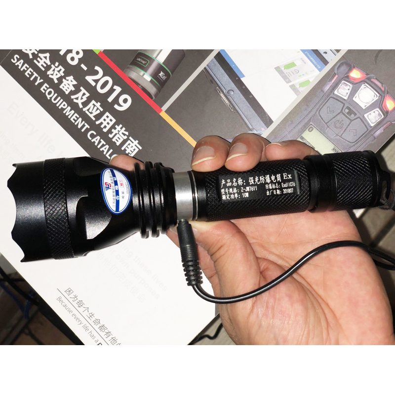 Limited space Job explosion-proof flashlight Oil chemical industry flashlight