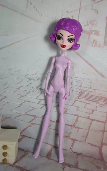 Кукла Monster High, разные стили (рыбная/девочка/волчица), высота до 30 см, разные цвета