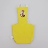 Желтый и белый лев