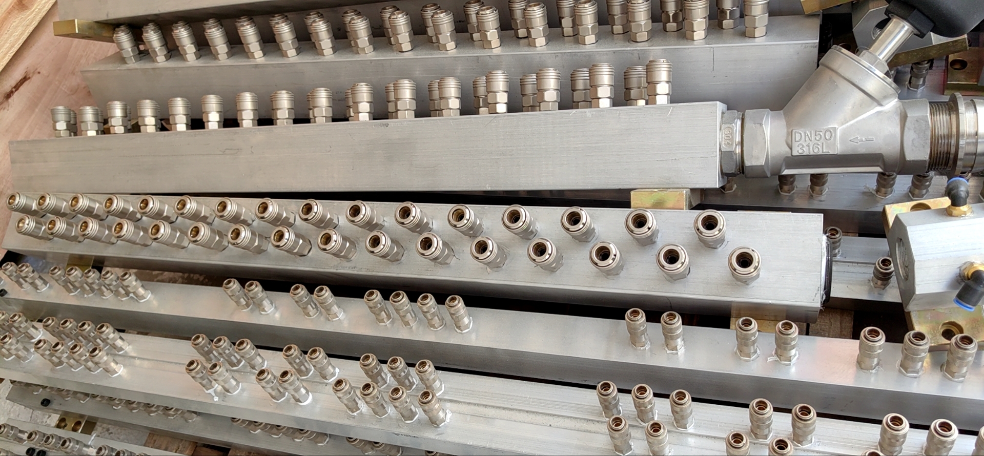 EPS Molding Machine Aluminum Gas Plasticator Accessories Triangle Aluminum Gas Platoon Balance Gas Row-Taobao