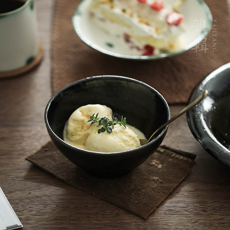Elegant Della Handmade Pottery Black Glazed Rice Bowl of Mouth Dish Daily Cutlery