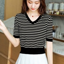 Small coat short design sense female niche black and white stripe V collar loose temperament high waist ice silk knitted T-shirt summer