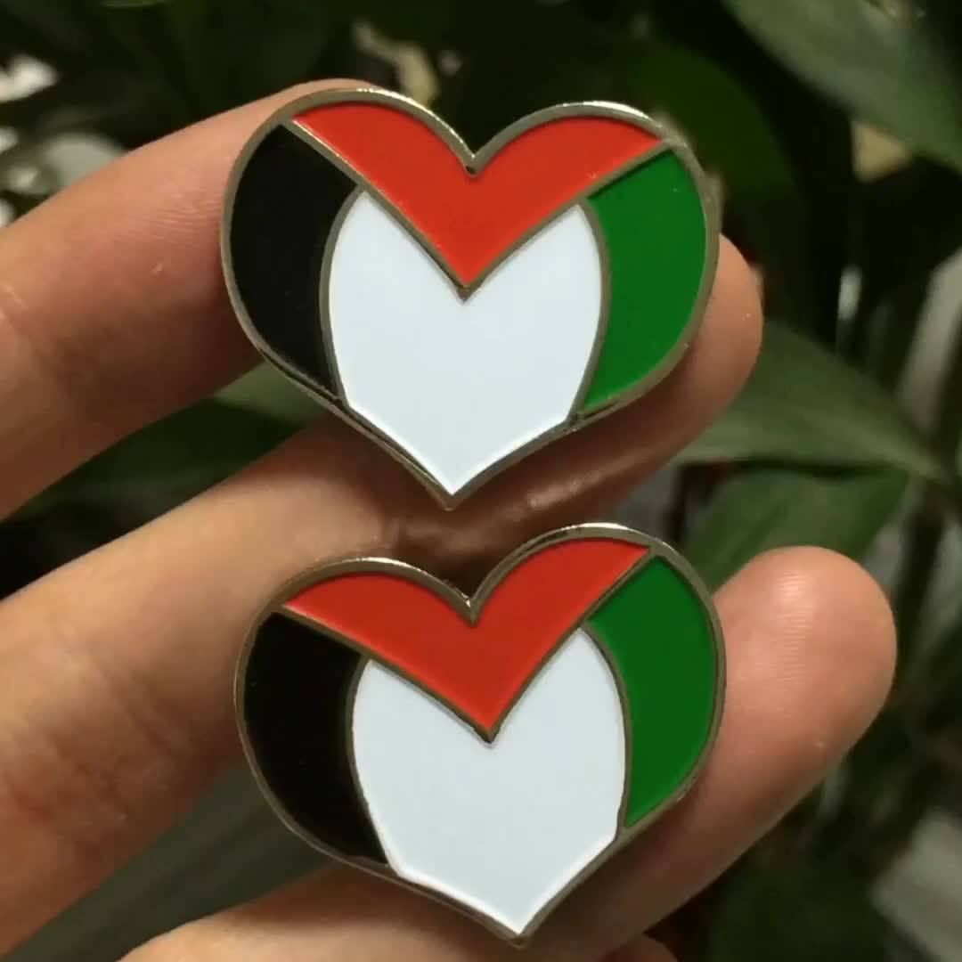 Palestine Flag Heart Lapel Pin Custom Iron Pin Badge Buy Pin Badge