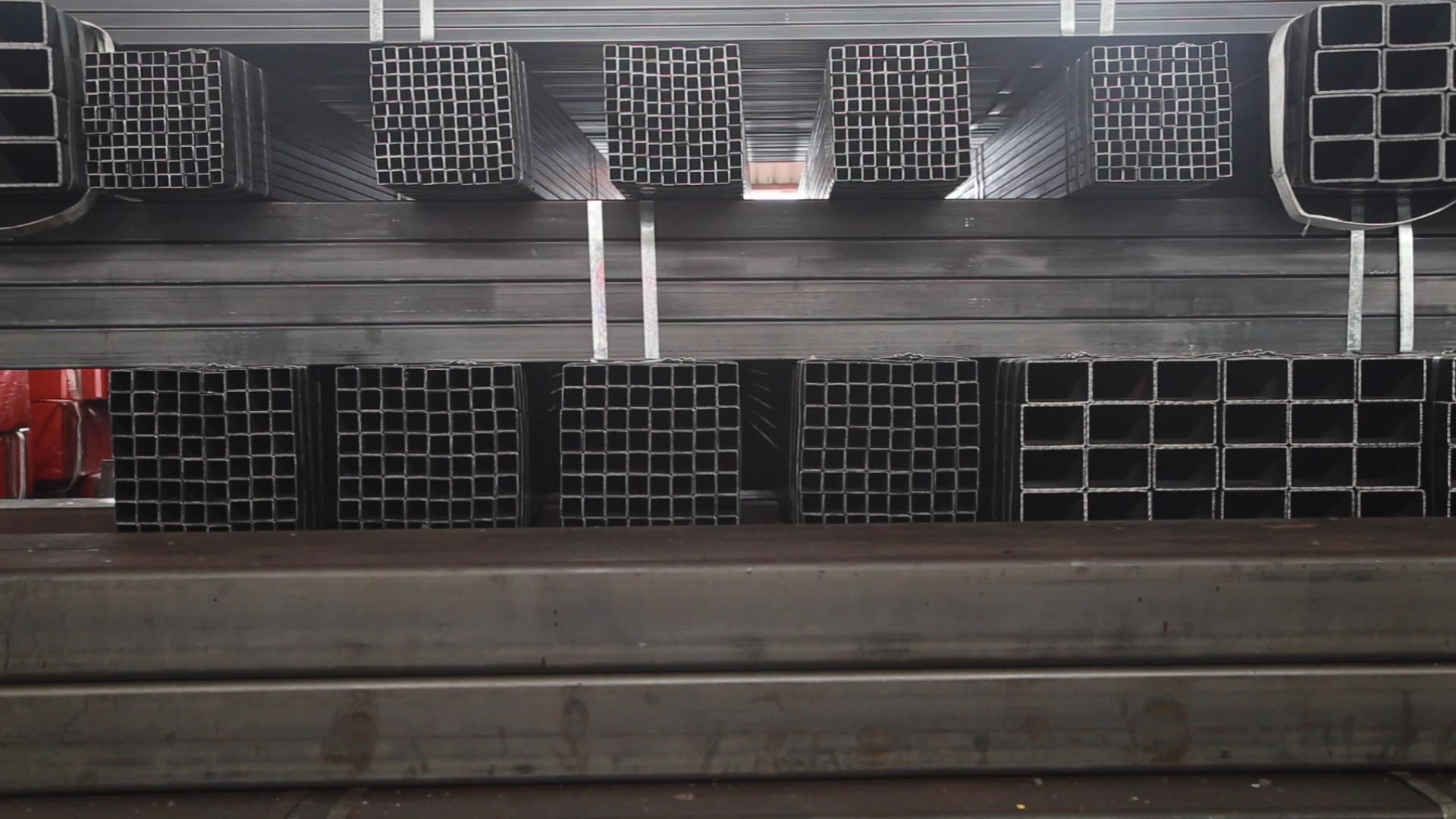 black-hollow-section-square-tube-carbon-steel-20x20-50x50-100x100