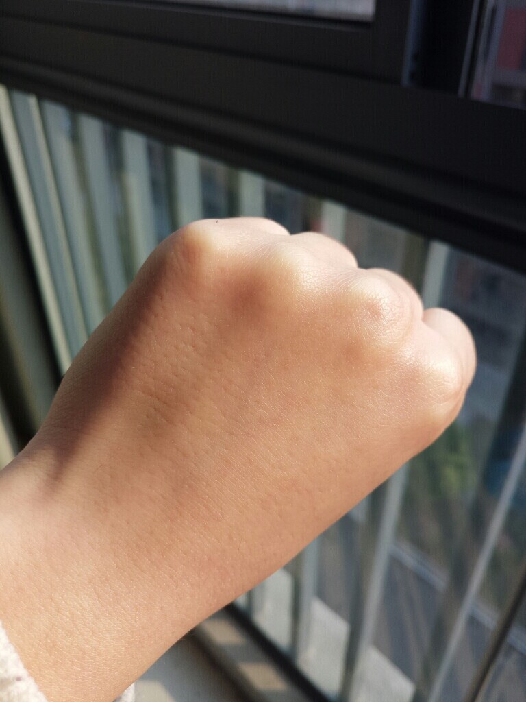 佰草集新玉润保湿菁华霜