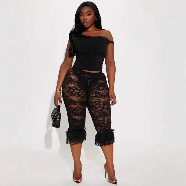 2025 early spring Amazon new sexy lace hollow European and American cross-border hot girl women's see-through cropped pants
