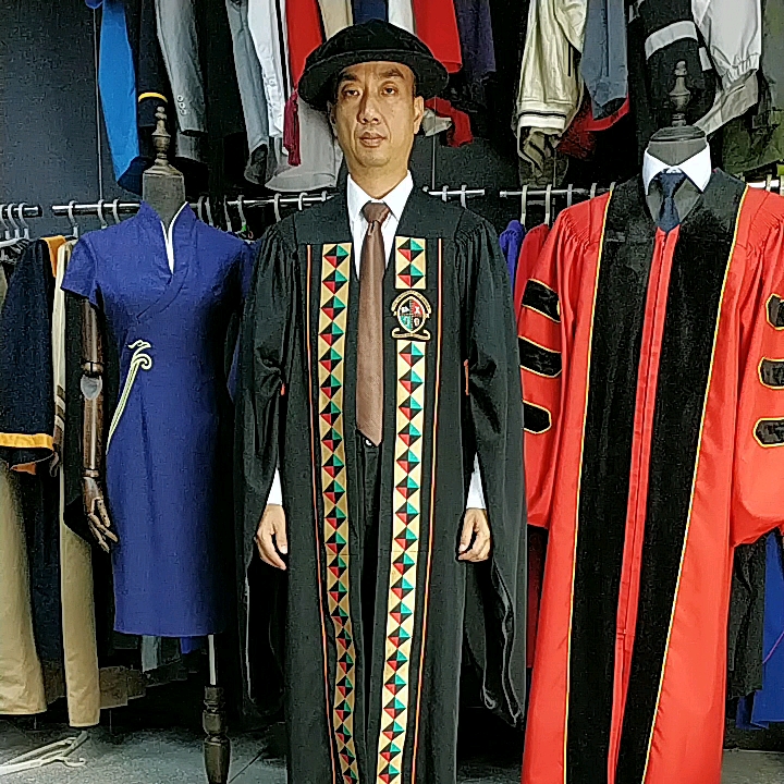 doctor graduation gowns