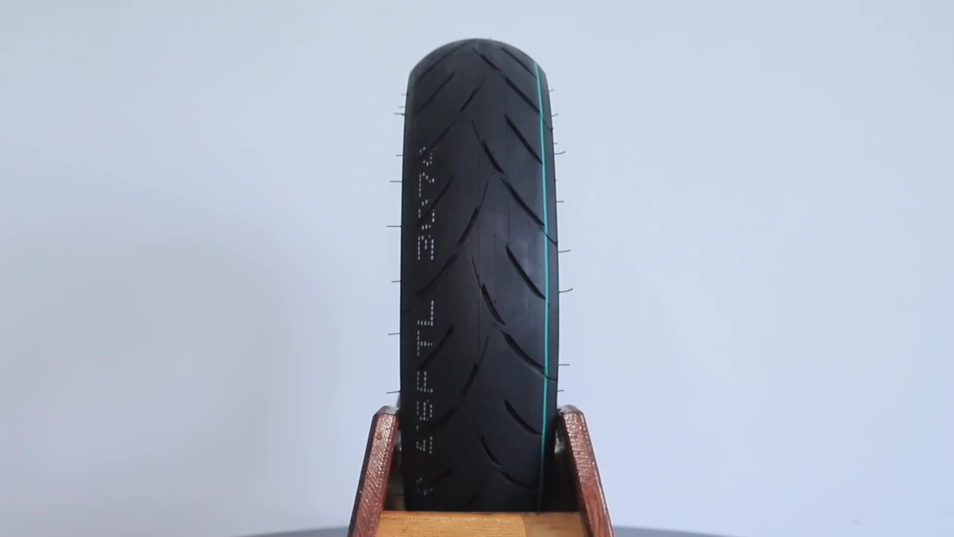 Chinese Motorcycle Cst 3.0010 Tubeless Tyre Moto Tires High