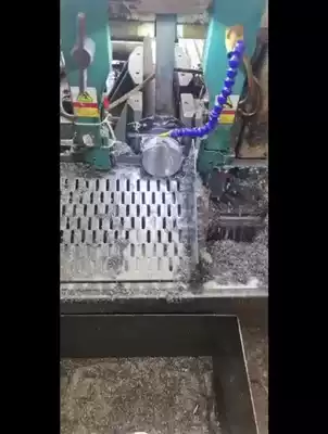 304 316L stainless steel Black Rod light yuan 310s solid rod 303 round steel wool yuan 201 straight bar round bar zero cut