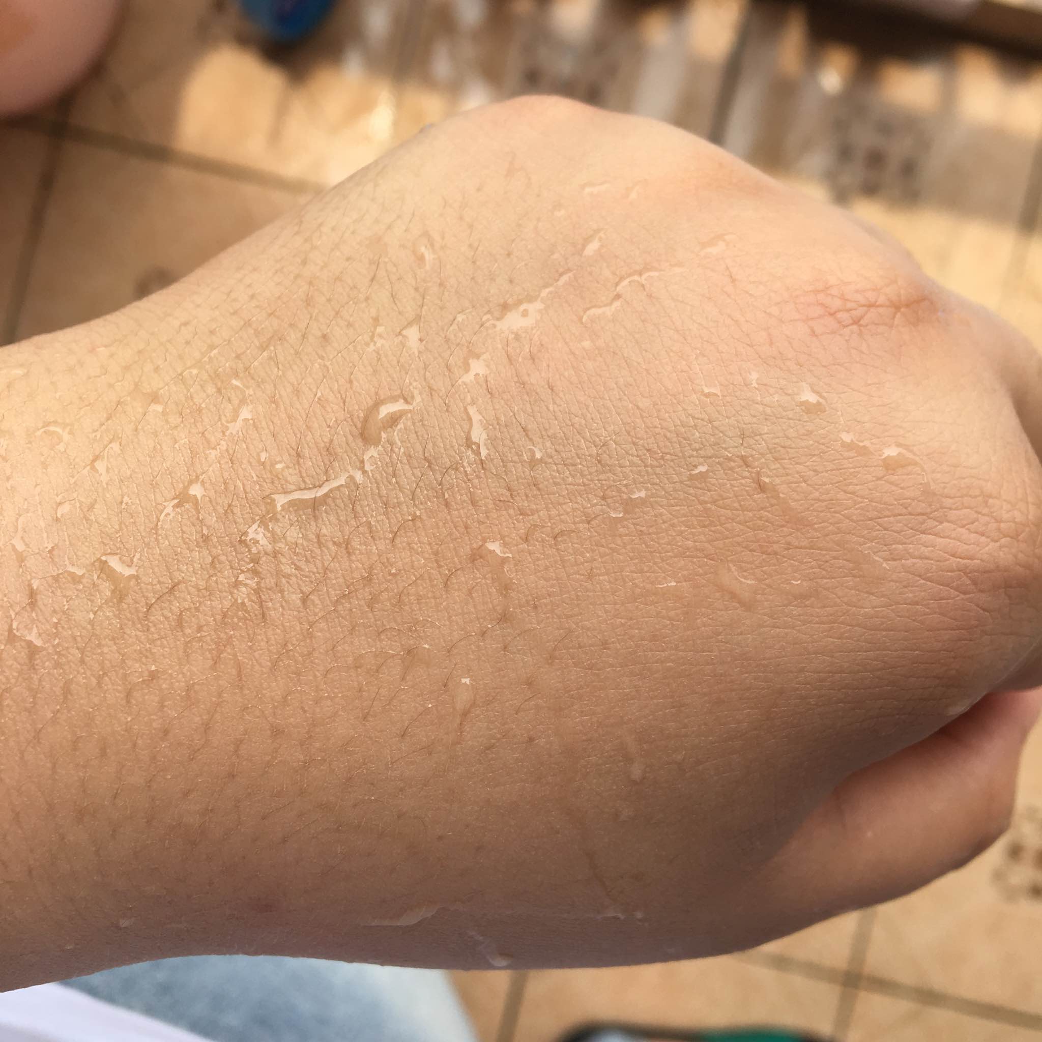 修饰毛孔遮盖斑点好用不可以每天用吗怎么样，使用体验,第11张