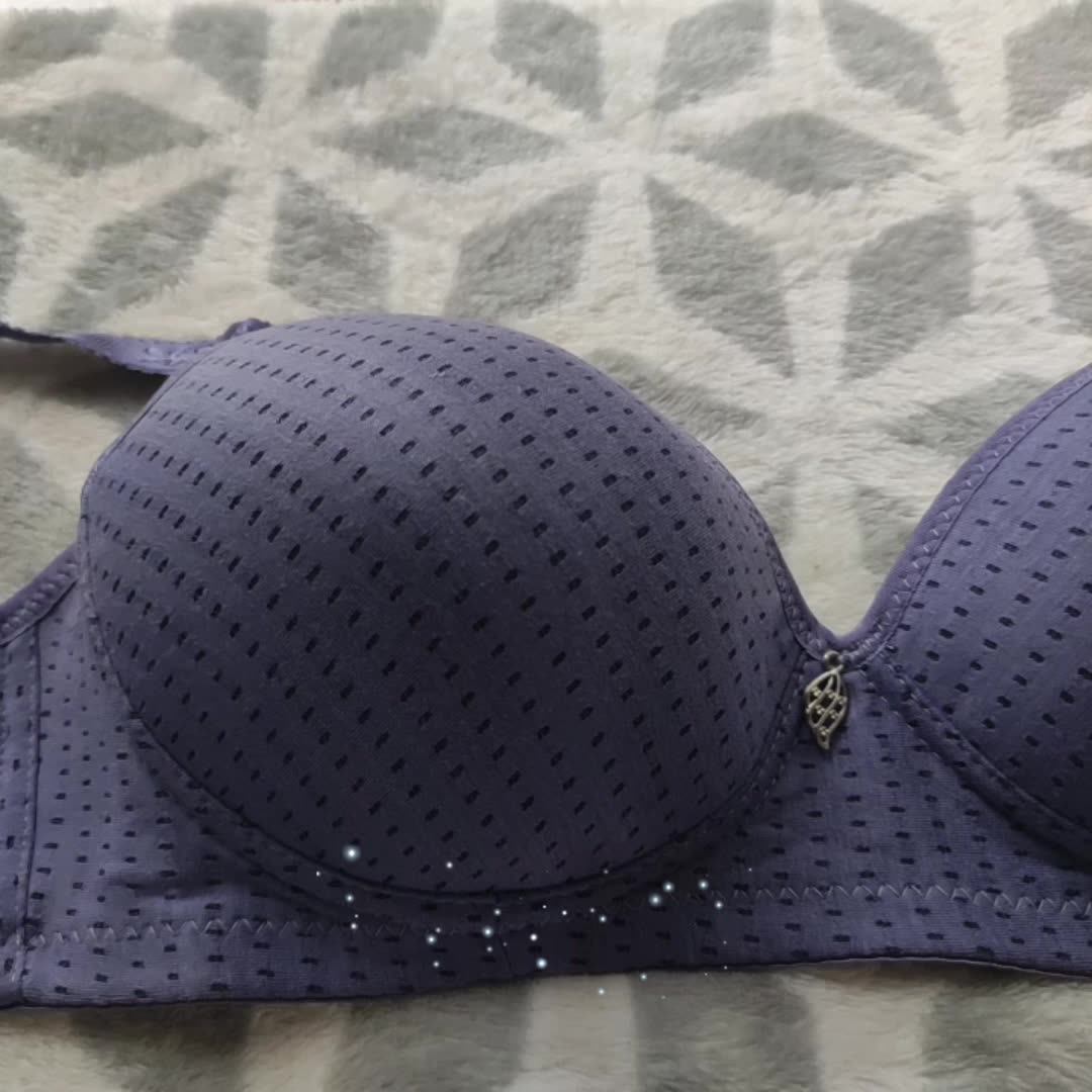 Women Fashion Underwear Bras Thin No Steel Ring Bra Comfortable Solid Breast Cover Push Up Bras