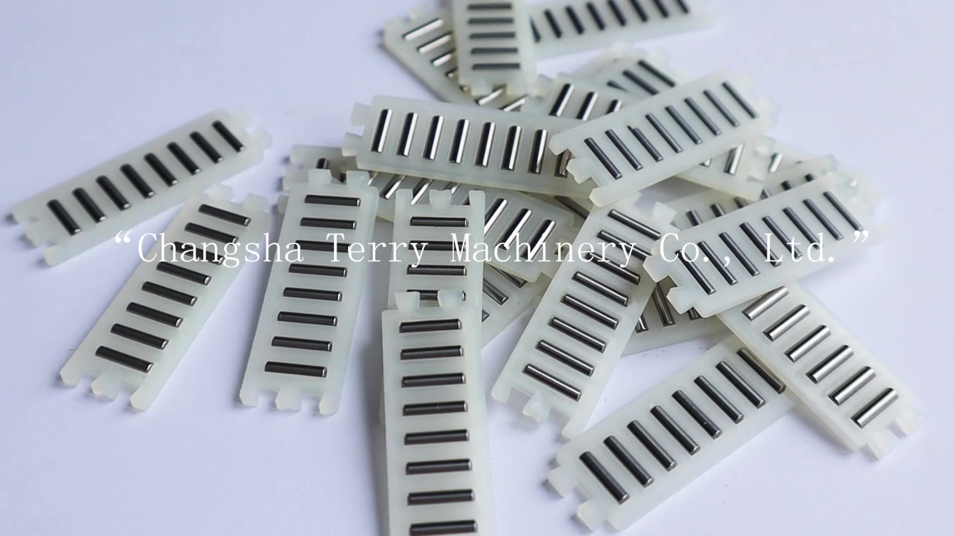 Aluminum Angled Needle Roller Flat Cages 1000ミリメートルhw15 Buy ナイロンケージ軸受