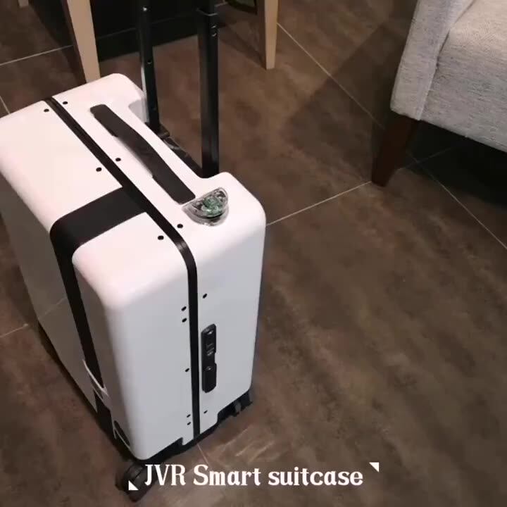 smart cabin suitcase