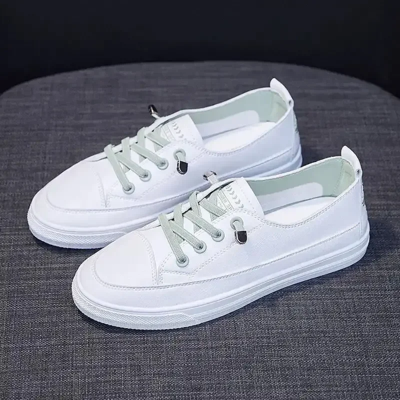 2024 Spring New Style Low-Top White Leather Sneakers for Girls and Boys, Flat Slip-On, Versatile Sporty Korean Version Student Shoes