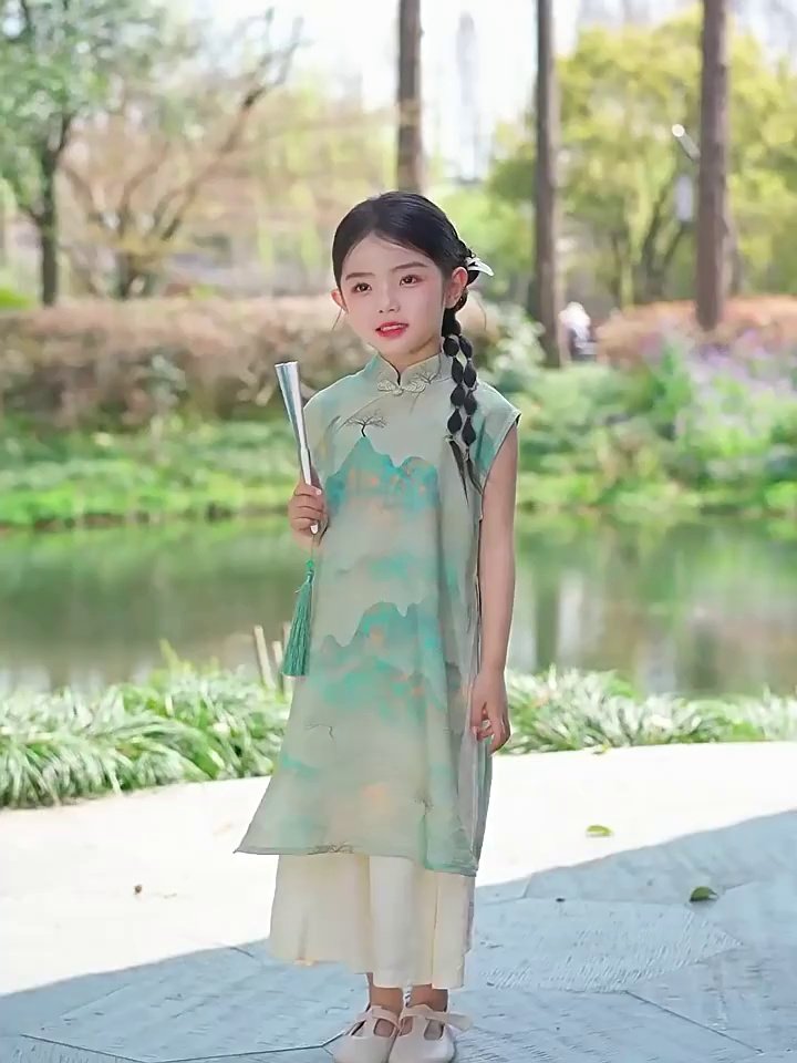 Girls' chinese style qipao dress summer 2025 new collection set   Transforming into an ancient-style beauty! the chinese chic trend is here,  and even your little one can become a fashion icon!